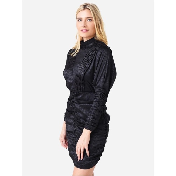 Hunter Bell Ariana High Neck Long Sleeve
Ruched Black Mini Dress Size 6 - Picture 2 of 4